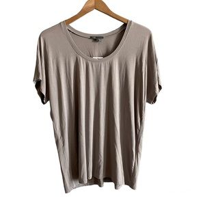 Vince Basic Tee NWT Size Large